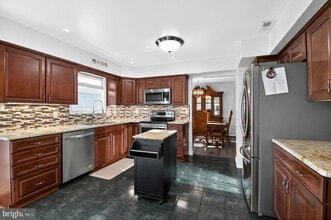 Building Photo - 22040 Caravel Ct