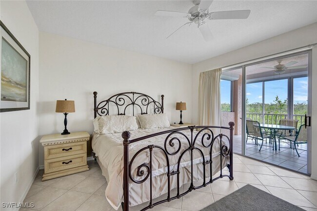 Foto del edificio - 262 Barefoot Beach Blvd