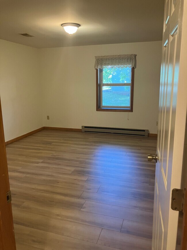 dormitorio grande - 129 Fenway Dr