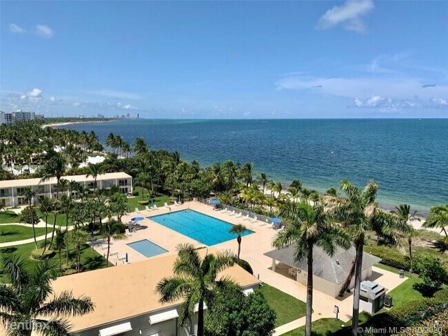 Foto del edificio - 3 br, 2 bath Condo - 600 Grapetree Dr