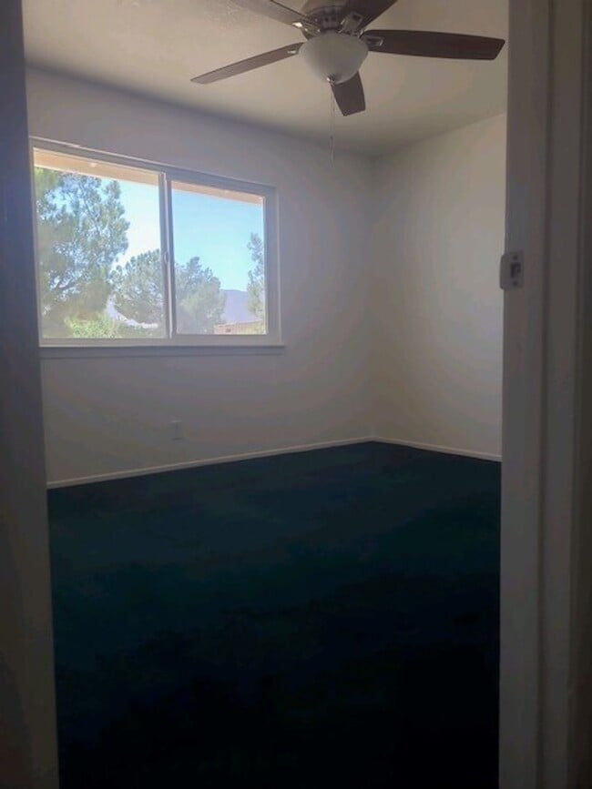 Building Photo - 9295 Verdugo Ave
