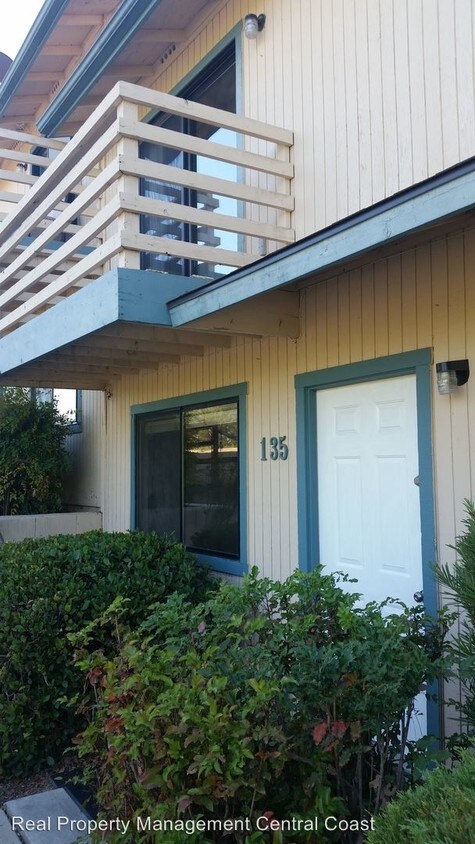 Primary Photo - 135 Olive St