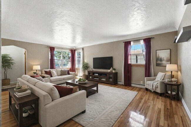 Foto del edificio - 1632 Columbia Dr SE