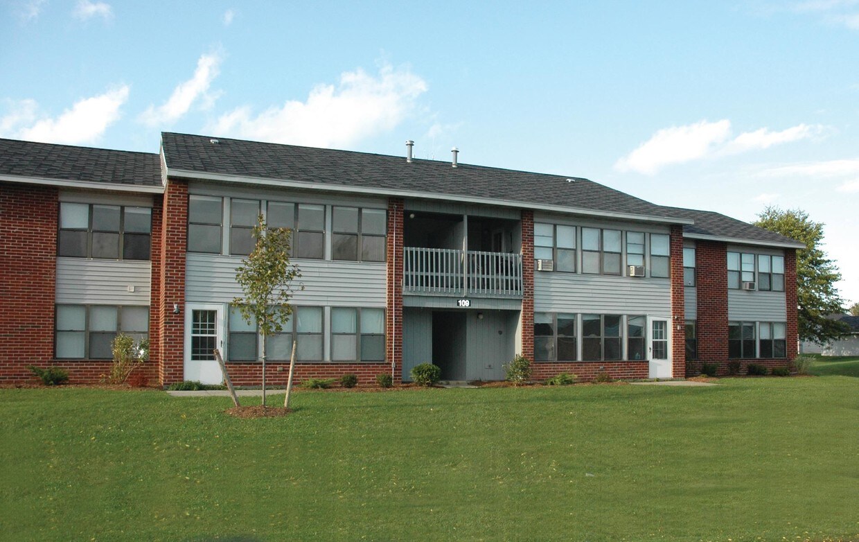 113 Joseph Lonsway Dr, Clayton, NY 13624 Apartments Clayton, NY