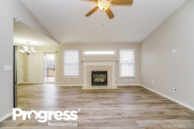 Foto del edificio - 3421 Brook Spring Dr