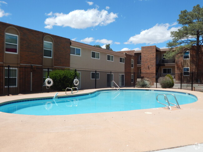 Apartments cerca del aeropuerto ABQ Uptown Albuquerque, NM - Casa Placida