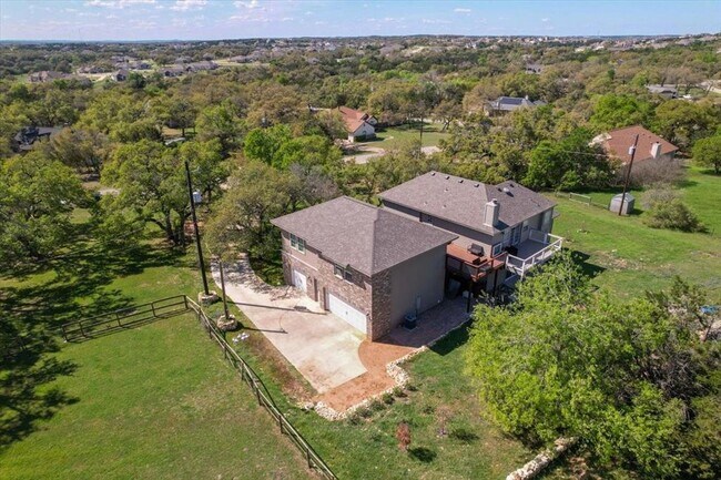 Foto del edificio - 16909 Westview Trail