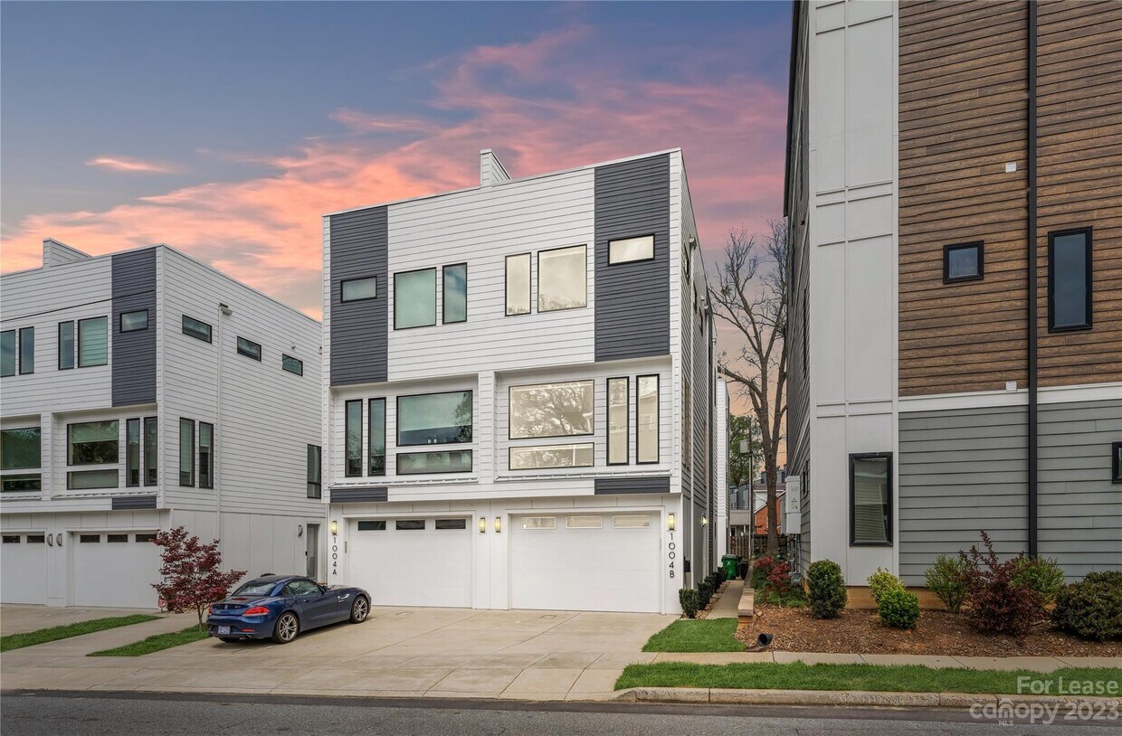 Primary Photo - 1004 Greenleaf Ave