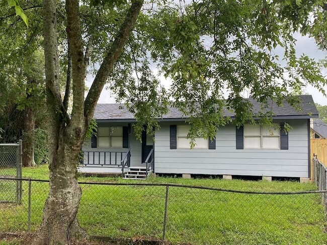 Building Photo - 518 Big Deer Dr