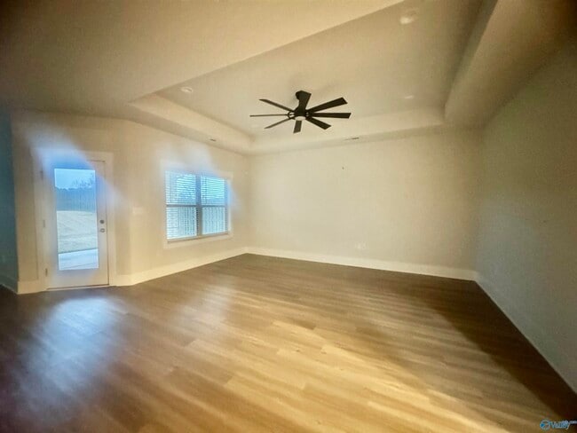 Foto del edificio - 9133 Monteagle Blvd SE