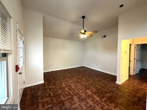 Foto del edificio - 1015 N Providence Rd