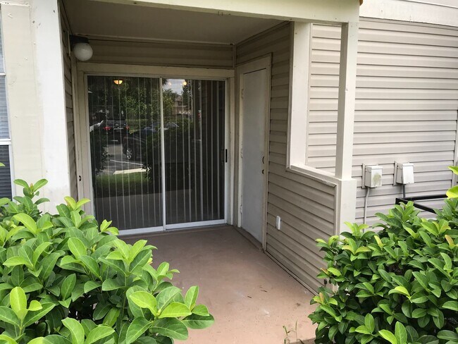 Foto del edificio - Cozy 1 Bedroom/1 Bathroom Near Millennium Mall!