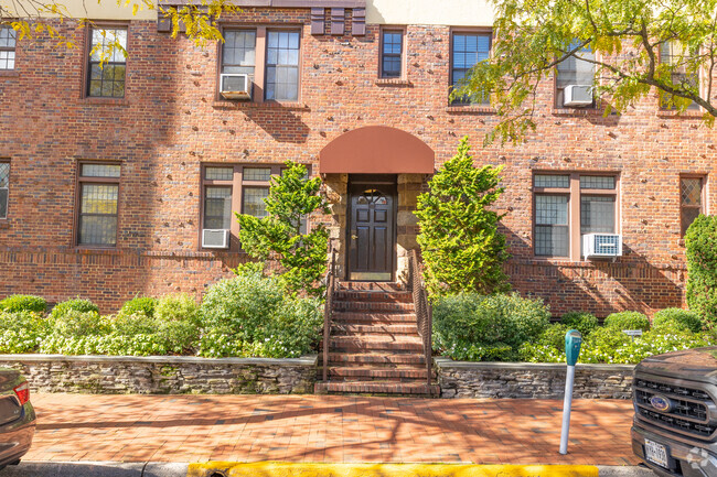 Building Photo - Westminster Hall Apartments