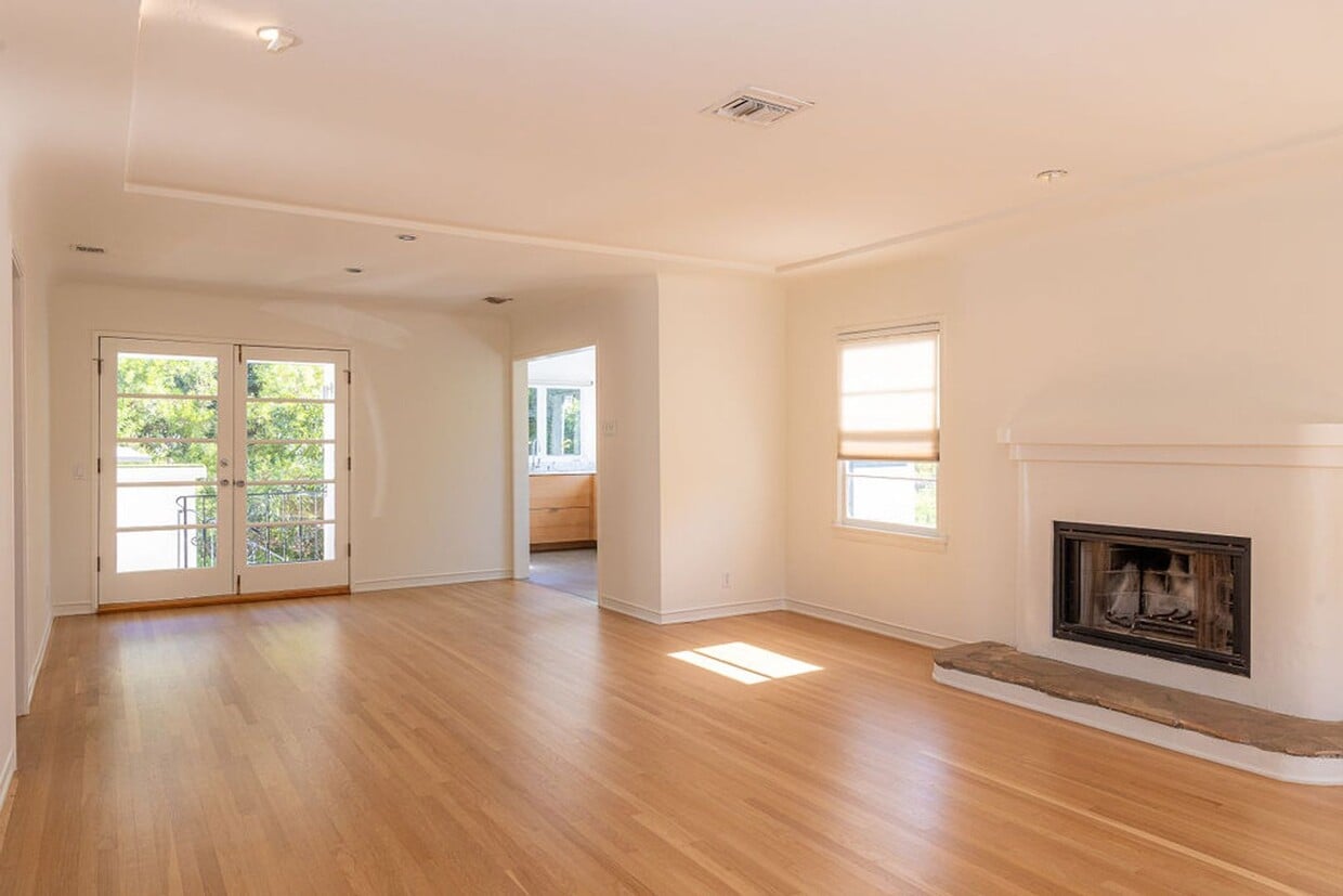 4567 Mont Eagle Pl, Los Angeles, CA 90041 House Rental in Los Angeles