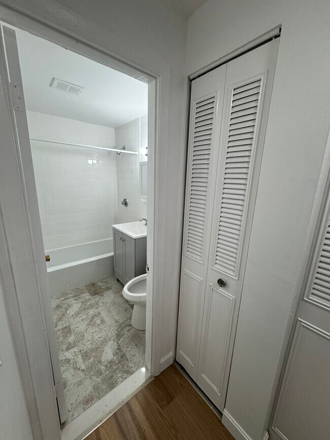 Foto del edificio - 361 Faneuil St