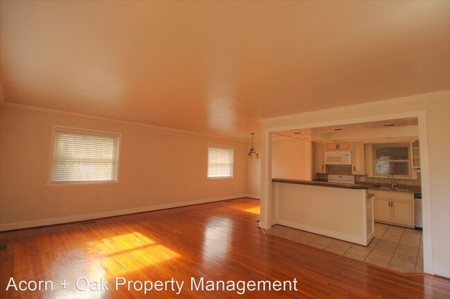 Building Photo - 3 br, 2 bath House - 301 W Cornwallis Rd