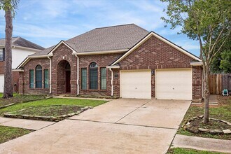 Building Photo - 14718 Cypress Green Dr