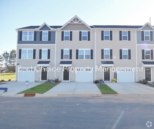Building Photo - 404 Brookshade Way