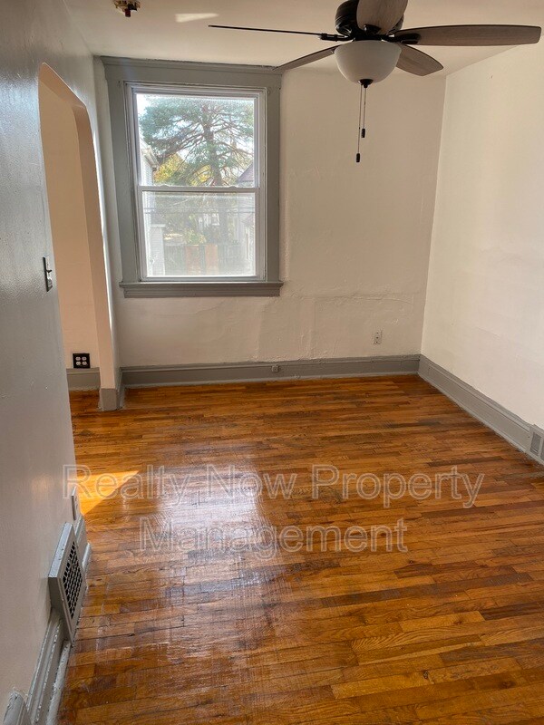 Foto del edificio - 3930 Arnold Ct