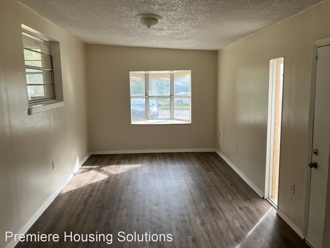 Primary Photo - 5 br, 1.5 bath House - 20525 Mickens Drive