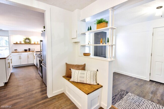 Building Photo - 1 br, 1 bath House - 155 Kenton St SE