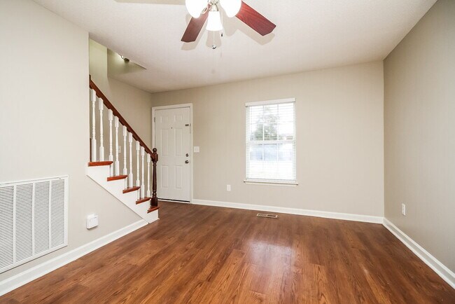 Building Photo - 4440 Lavergne Couchville Pike