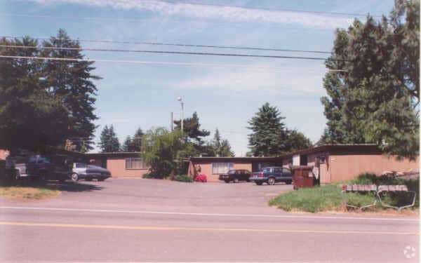 Primary Photo - Washington Square Court