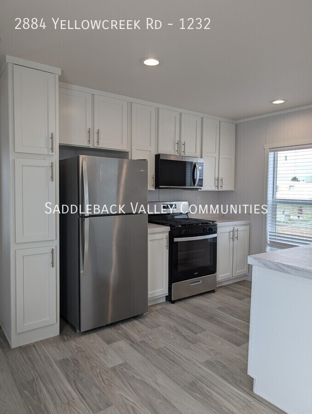 Foto principal - 2884 Yellowcreek Rd-1232