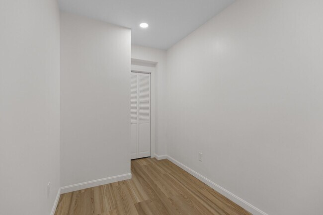 Foto del edificio - 9/1 Fully renovated 1BR in Back Bay, w/d i...