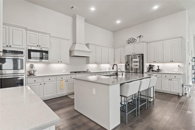 Building Photo - 38 Madrone Terrace Pl