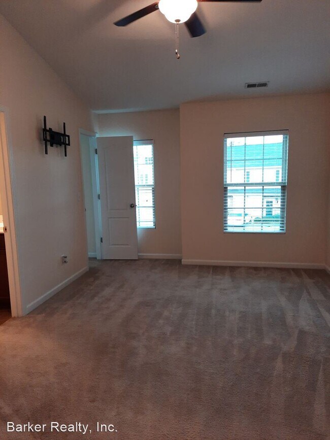 Foto del edificio - 3 br, 2.5 bath House - 5413 Big Bass Drive