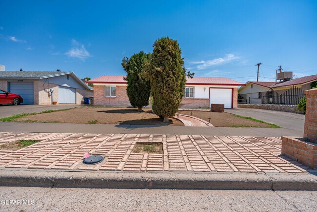 Foto del edificio - 11516 Meadowbrook Dr