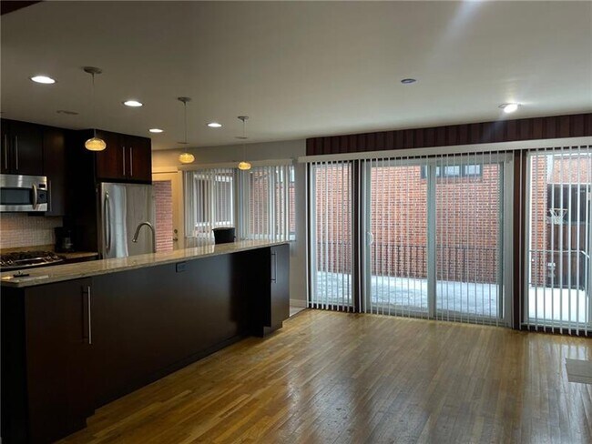 Foto del edificio - 1236 Wightman St