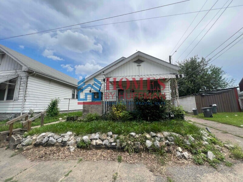 Primary Photo - One Bedroom House | Now Available