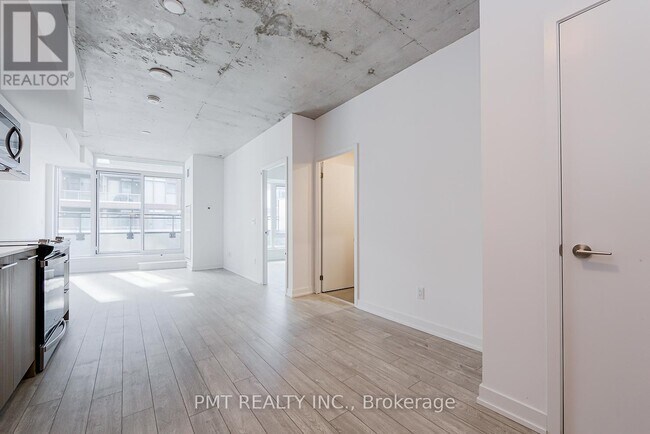 Building Photo - 45 Baseball Pl
