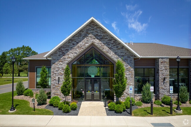 Leasing Office - Dunnwood Green