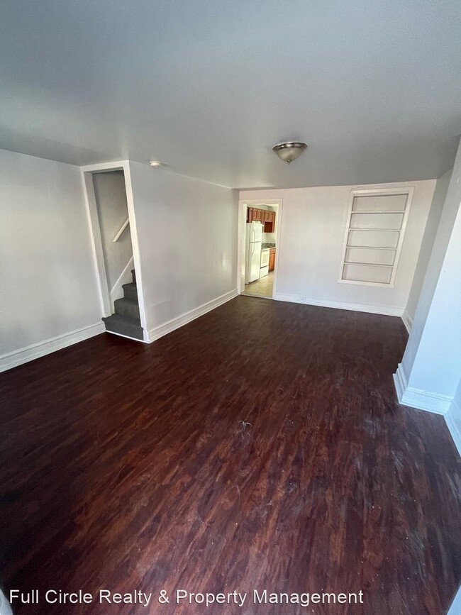 Building Photo - 2 br, 1 bath House - 154 Chestnut Street E...