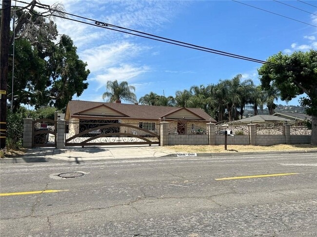 Building Photo - 15444 Los Robles Ave