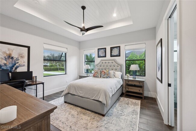 Foto del edificio - 15392 Old Pine Ct