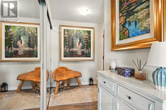 Photo du bâtiment - 241 Sea Ray Ave