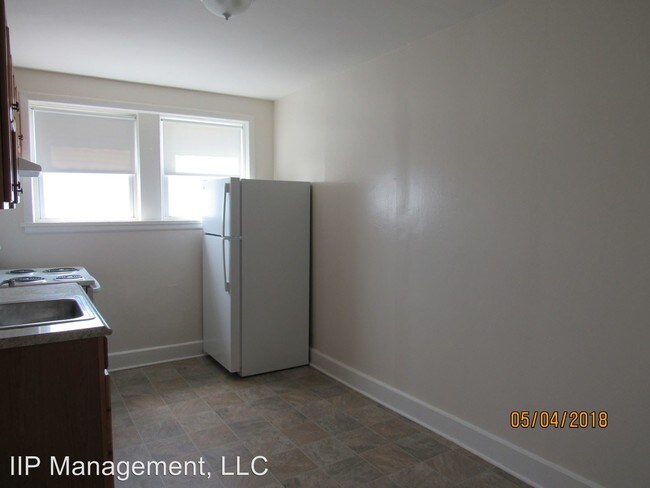 Building Photo - 3002 Seymour Ave