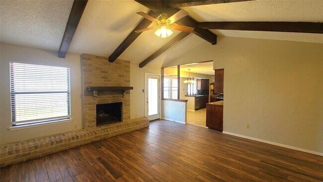 Foto del edificio - 13112 Lamplight Village Ave