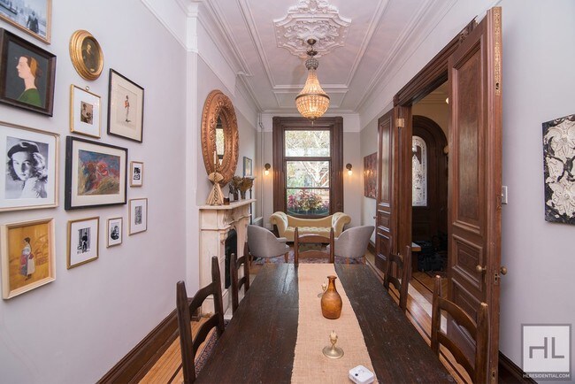 Building Photo - 22 Brevoort Pl