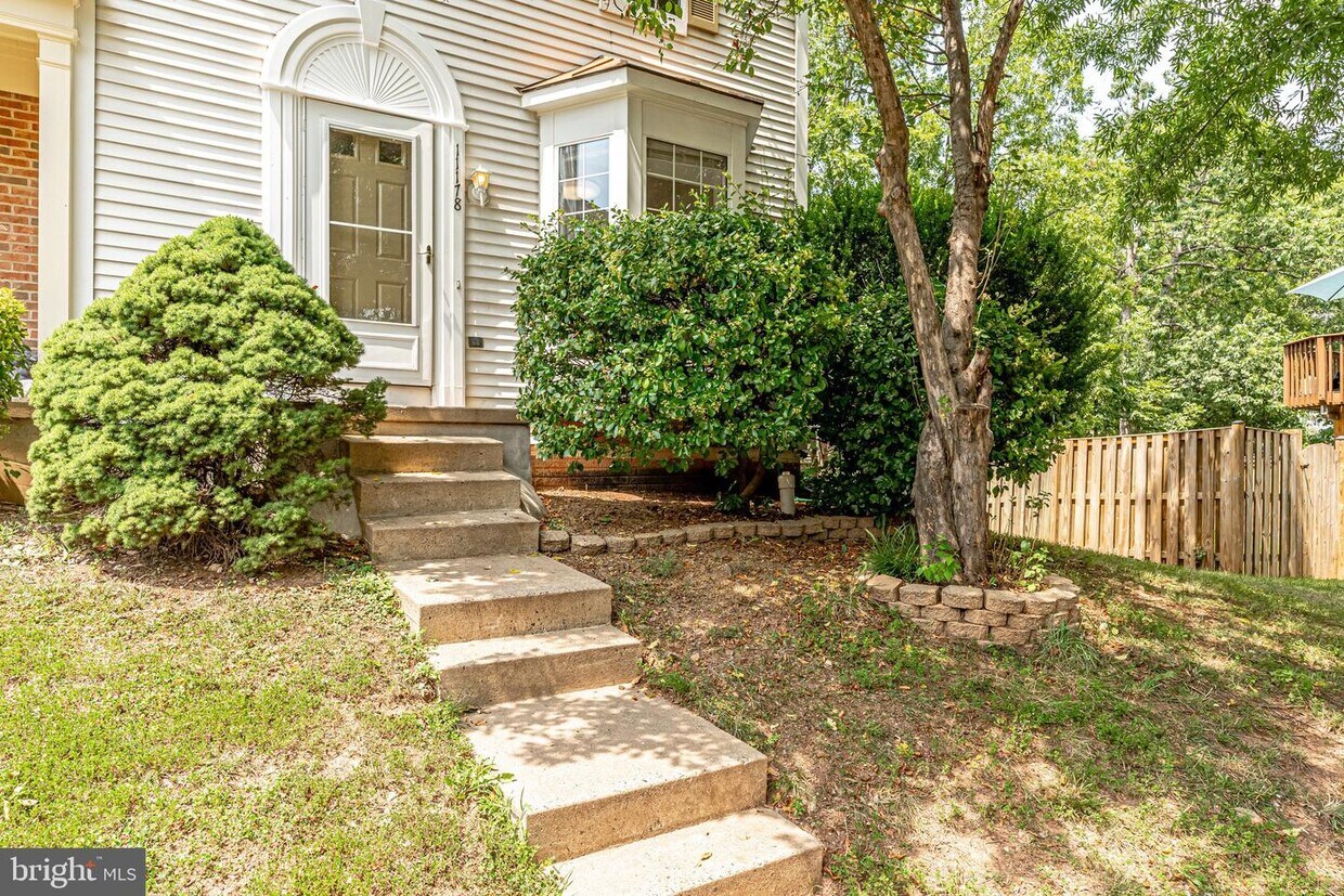 11178 Soldiers Ct, Manassas, VA 20109 Townhome Rentals in Manassas VA