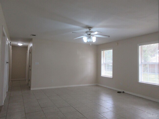 Foto del edificio - 4738 Live Oak Ln