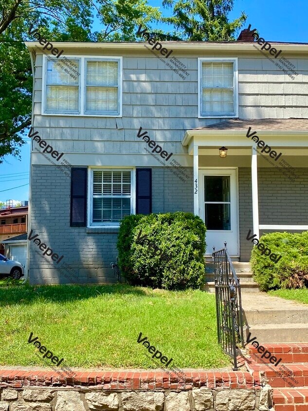 Primary Photo - 2 Bedroom 1 Bath Remodeled Brookside Duplex