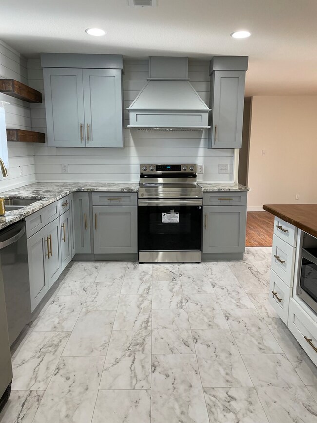 Foto del edificio - 311 SW 10th St