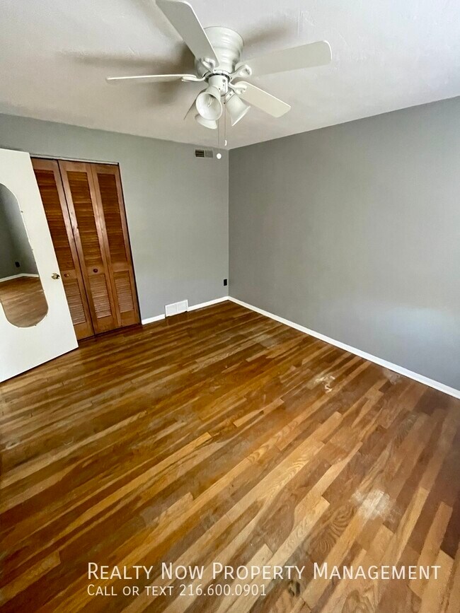 Foto del edificio - 20838 Detroit Rd