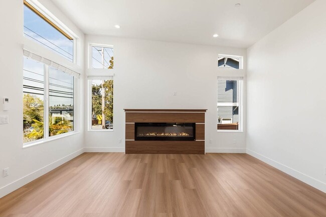 Foto del edificio - 108 6th St South