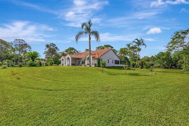 Foto del edificio - 17084 33rd Rd N
